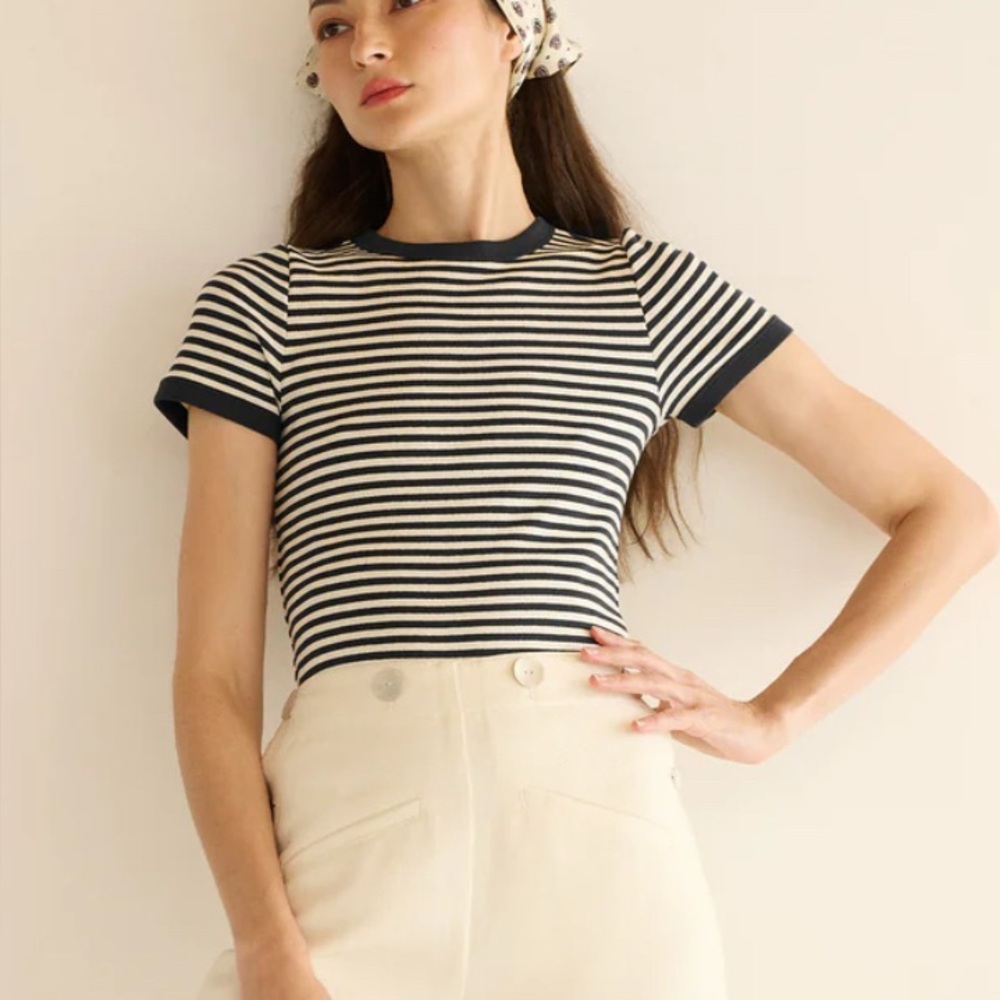 Doen Vivi TEE -- Navy Nantucket Stripe • Size S